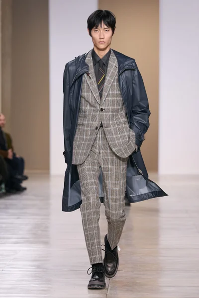 Look 20